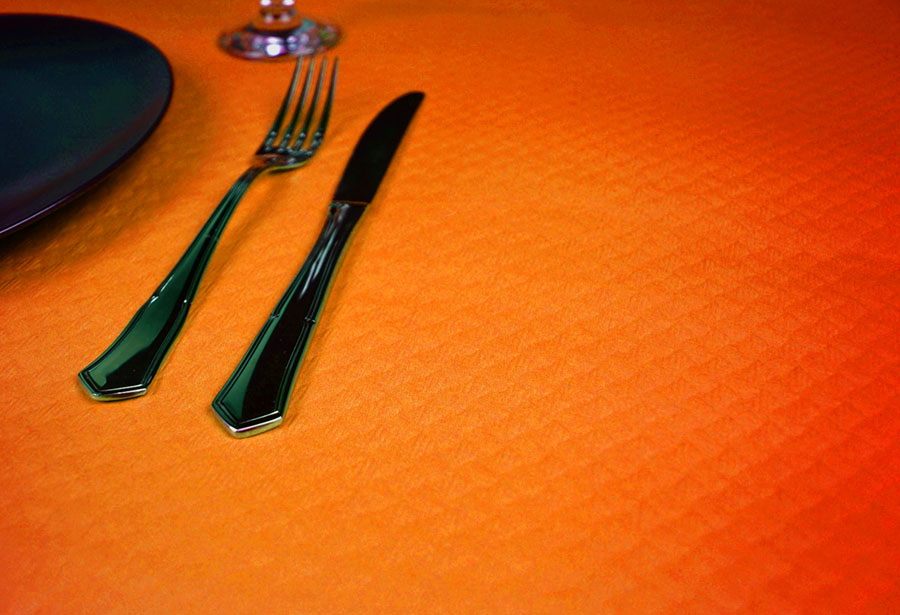 MANTEL 100x100 NARANJA 40 gr. C/400