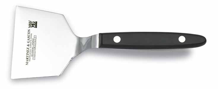 MG9819 ESPATULA MINI ACODADA 7X18,5CM